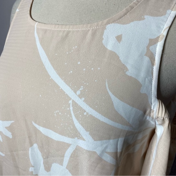 Shilla the Label Cream Floral Cold Shoulder Blouse - Picture 4 of 8